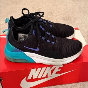 Nike Black and Teal Air Maxx Motion 2